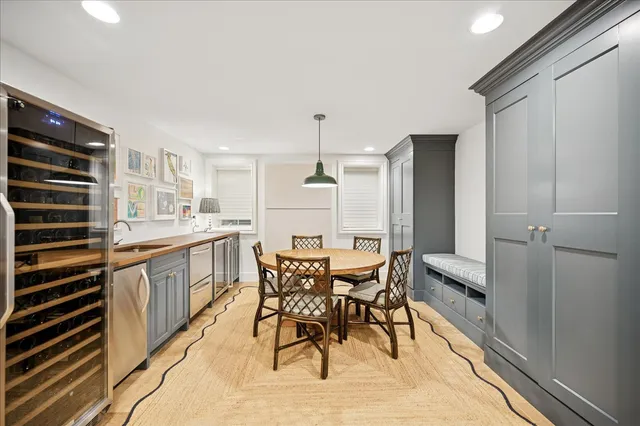 $2,799,000 | 334 Woodland Avenue, Winnetka, IL 60093