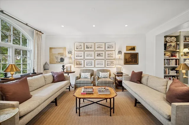 $2,799,000 | 334 Woodland Avenue, Winnetka, IL 60093