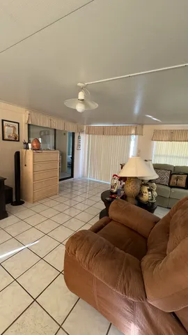 $98,900 | 1601 Highway 441, Unit 140, Okeechobee, FL 34974