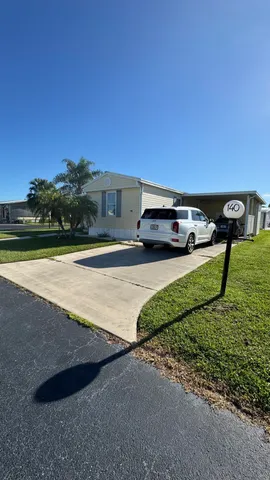$98,900 | 1601 Highway 441, Unit 140, Okeechobee, FL 34974