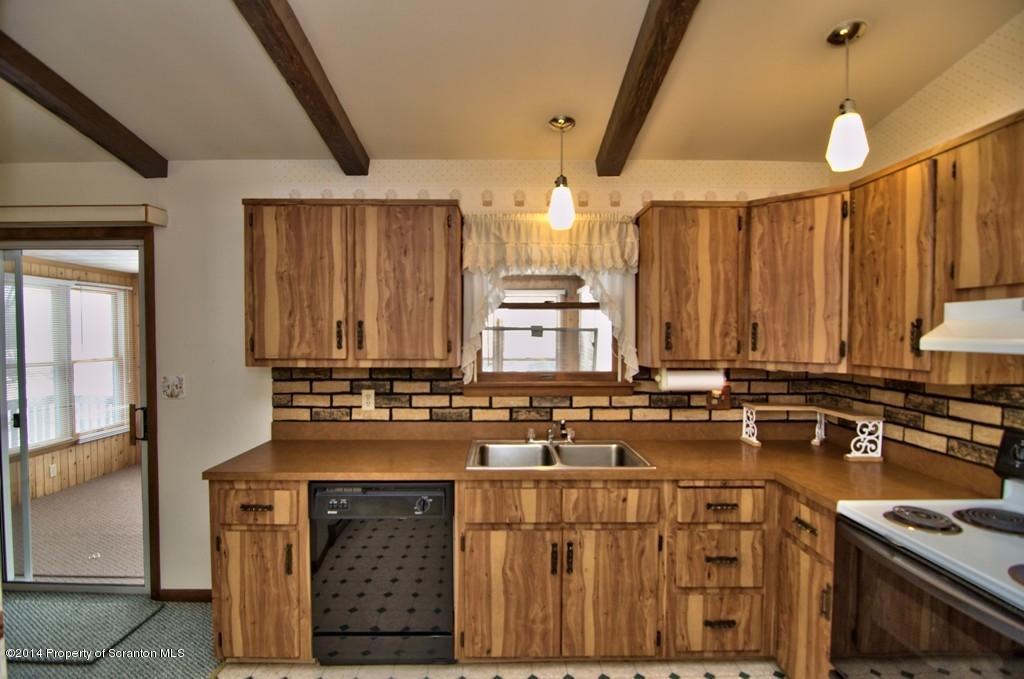 138 Colvin Road Dalton, PA 18414 - Photo 13 of 49 Gallery Image 13