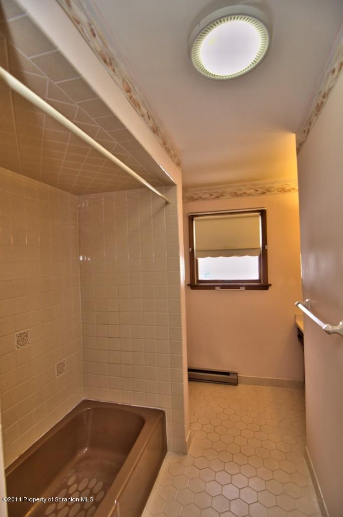 138 Colvin Road Dalton, PA 18414 - Photo 30 of 49 Gallery Image 30