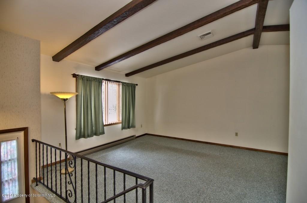 138 Colvin Road Dalton, PA 18414 - Photo 3 of 49 Gallery Image 3