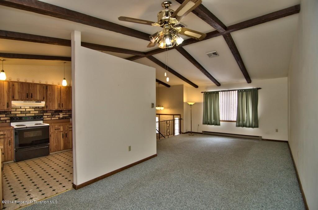 138 Colvin Road Dalton, PA 18414 - Photo 9 of 49 Gallery Image 9
