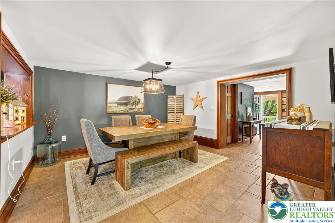 701 Rutt Road Bangor, PA 18013 - Photo 27 of 72 Dining Room