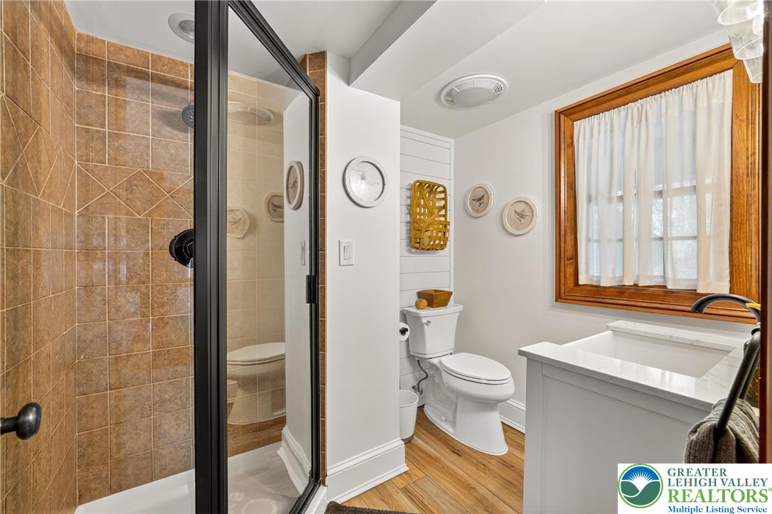 701 Rutt Road Bangor, PA 18013 - Photo 32 of 72 1st Floor Bathroom