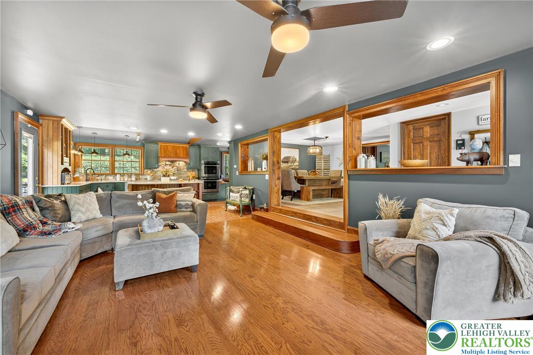 701 Rutt Road Bangor, PA 18013 - Photo 35 of 72 Family Room
