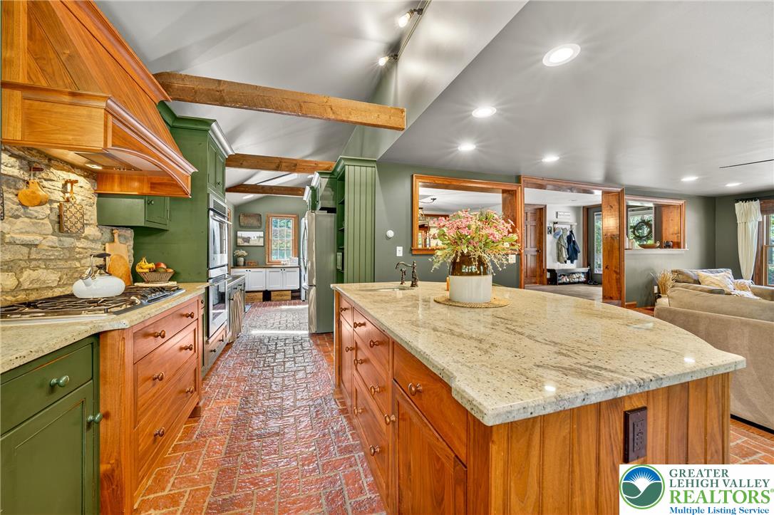 701 Rutt Road Bangor, PA 18013 - Photo 40 of 72 Kitchen
