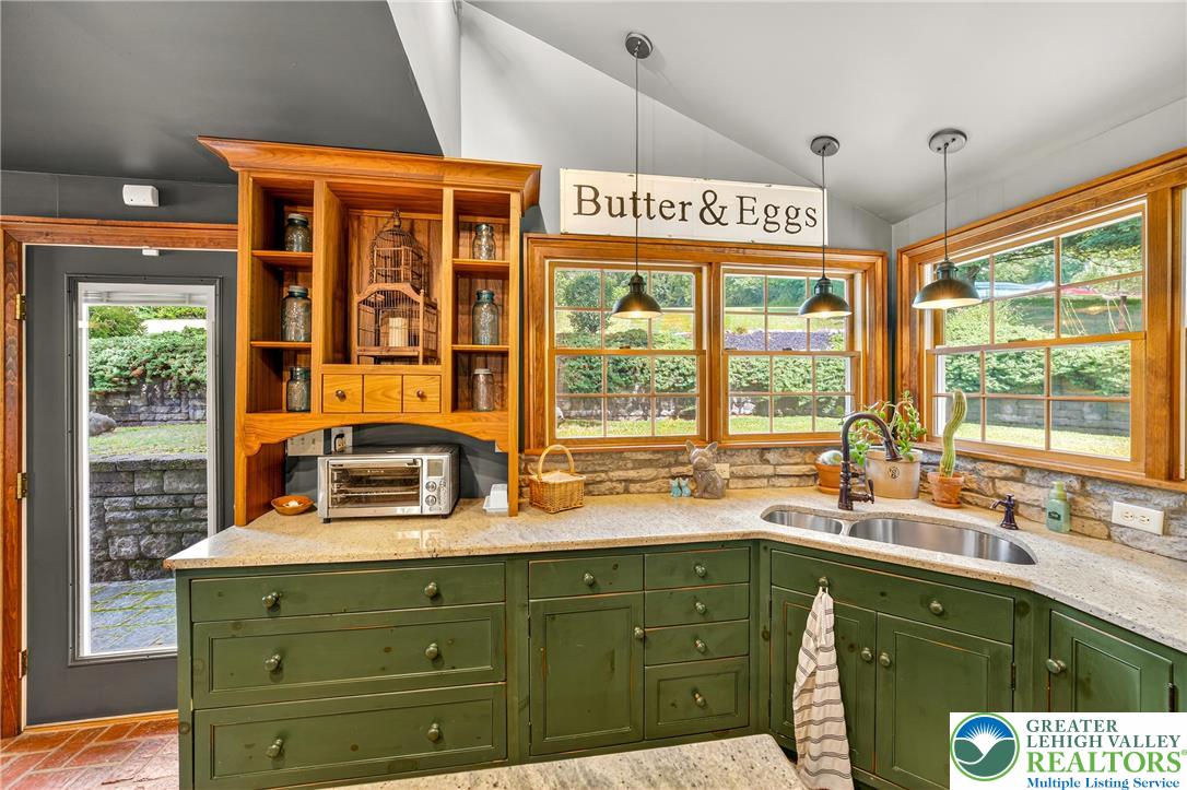 701 Rutt Road Bangor, PA 18013 - Photo 43 of 72 Kitchen