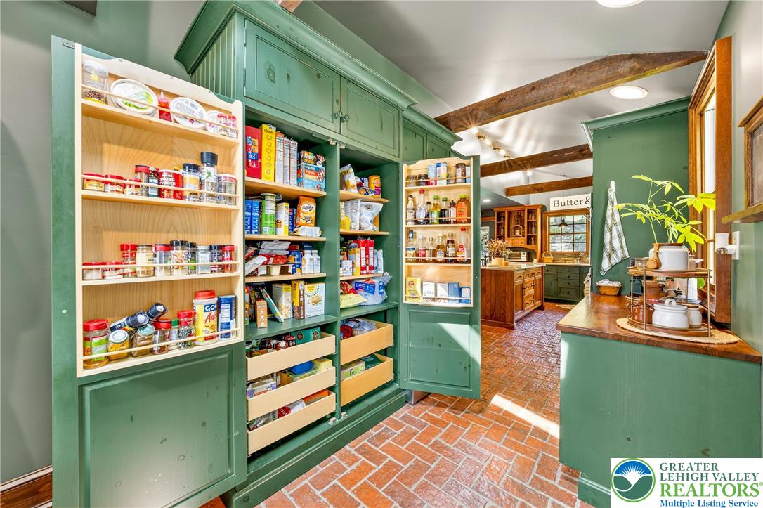 701 Rutt Road Bangor, PA 18013 - Photo 45 of 72 Kitchen Pantry