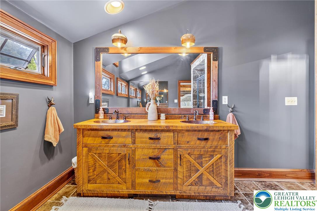 701 Rutt Road Bangor, PA 18013 - Photo 55 of 72 2nd Floor Bathroom
