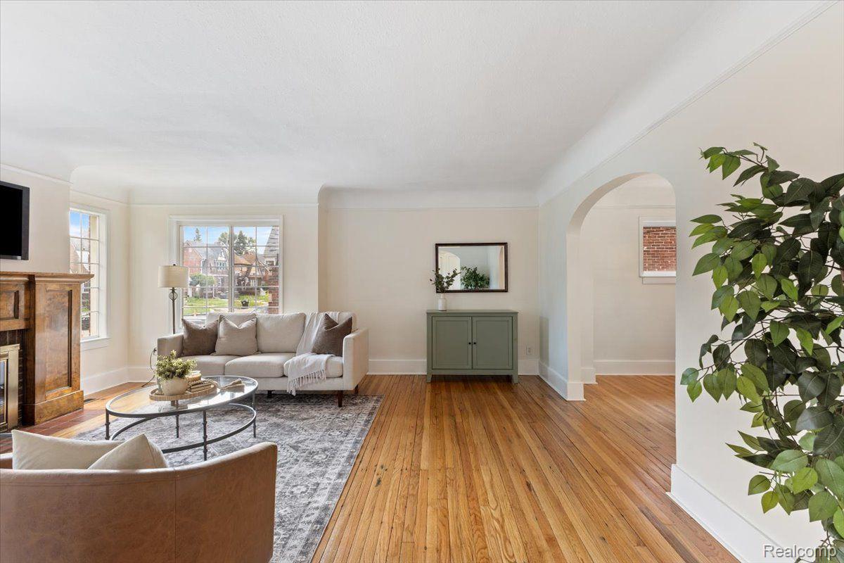 3669 Devonshire Road Detroit, MI 48224 - Photo 10 of 42 Gallery Image 10