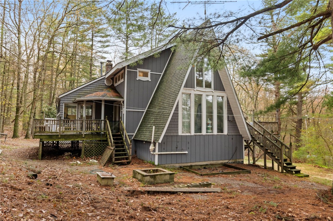 535 Log Road Smithfield, RI 02917 - Photo 41 of 48