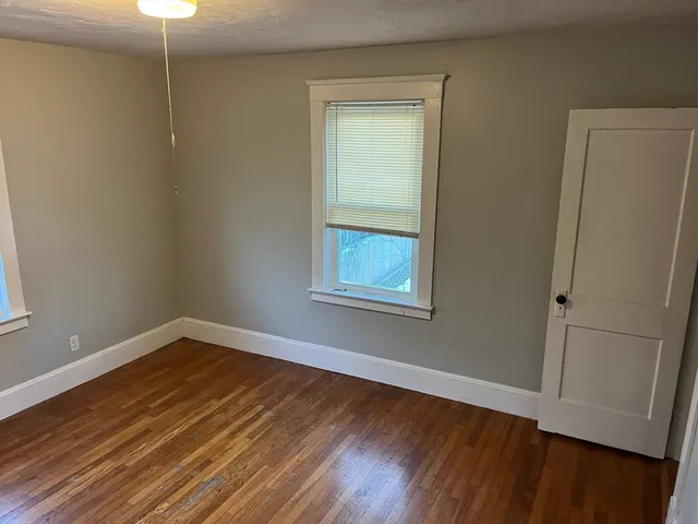 $2,300 | 14 Eddy Street, Unit 2, Waltham, MA 02453