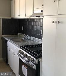 438 Temple Road Pemberton, NJ 08068 - Photo 4 of 36