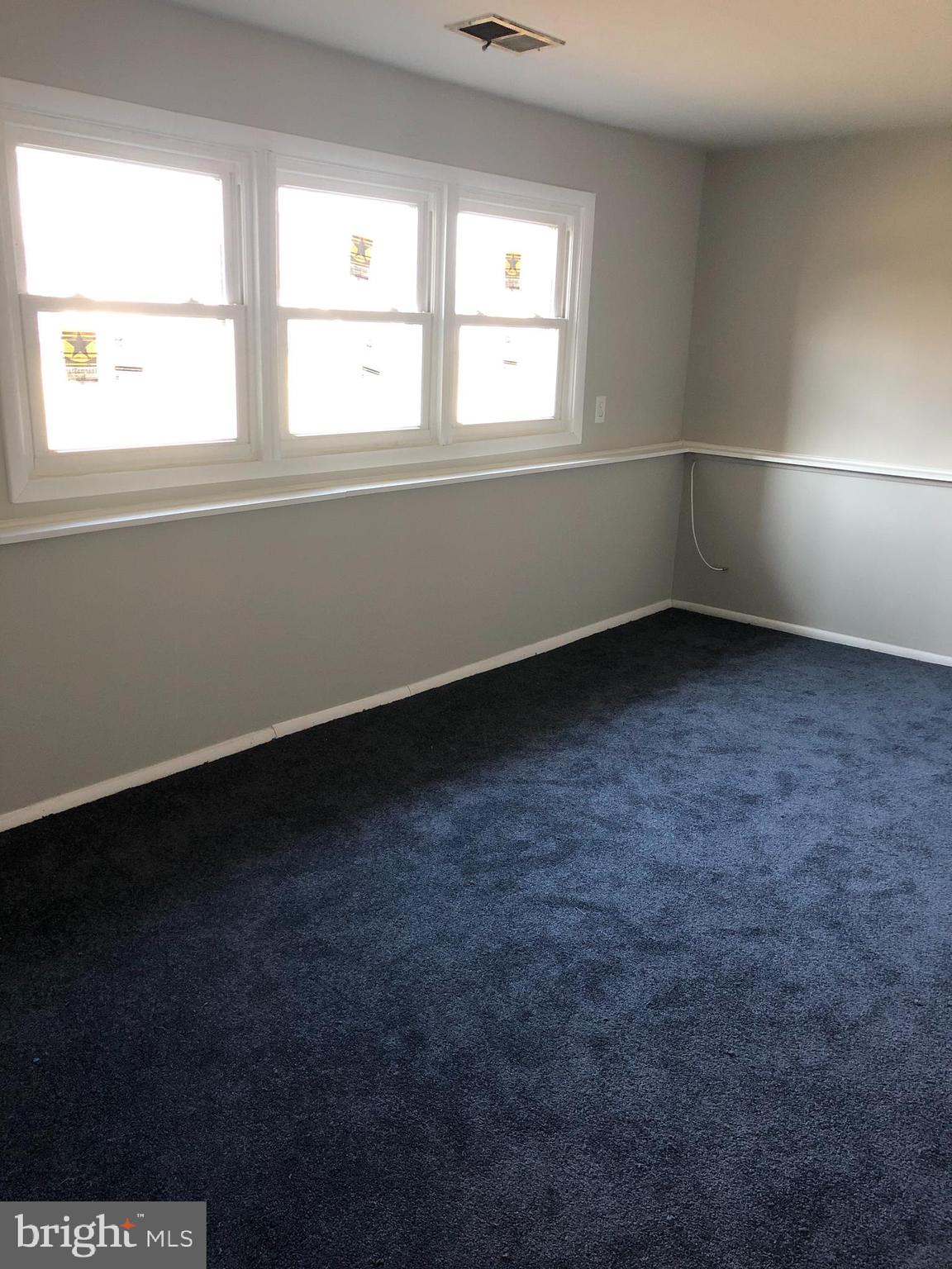 438 Temple Road Pemberton, NJ 08068 - Photo 7 of 36