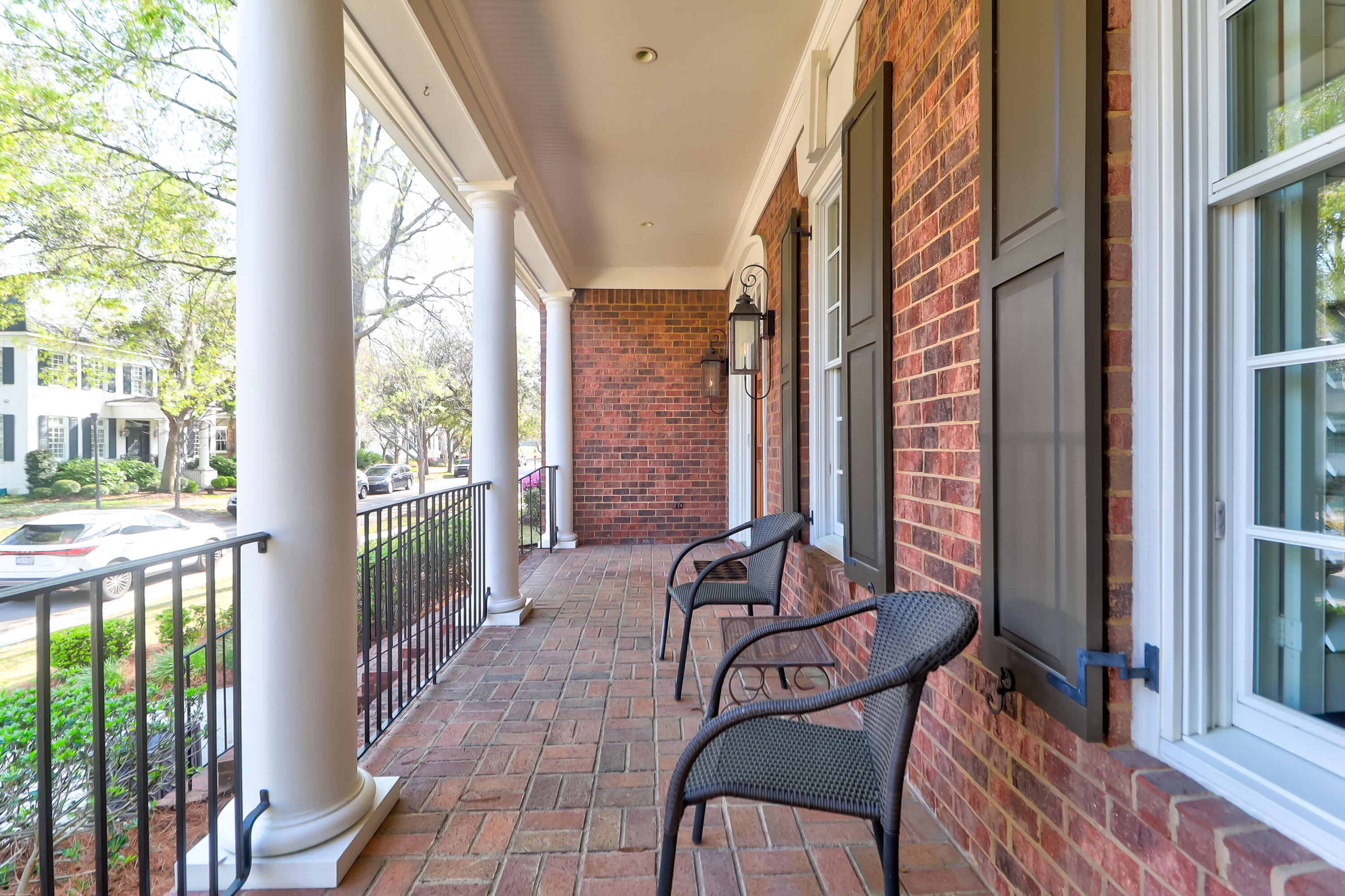 611 Daggett Street Charleston, SC 29492 - Photo 4 of 42 611 Daggett (81)