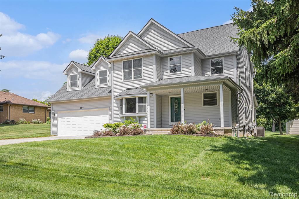 3074 Woodcrest Road Rochester Hills, MI 48309 - Photo 3 of 39