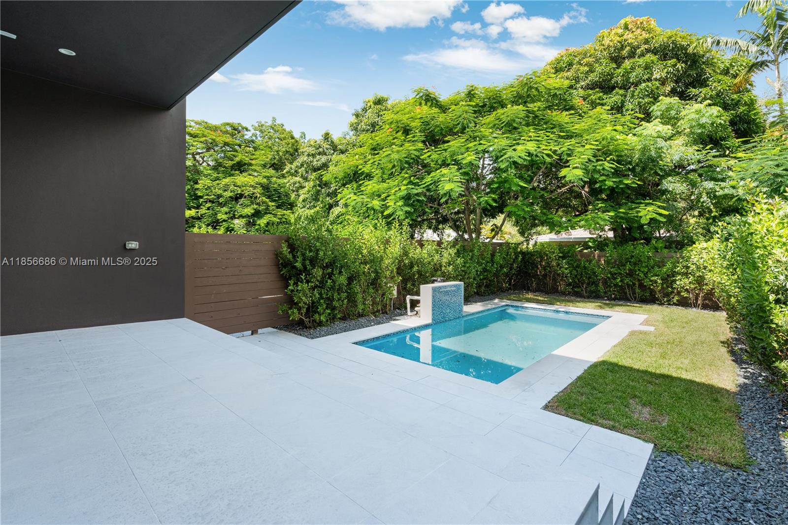 2842 Southwest 32nd Court, Unit 2842 Miami, FL 33133 - Photo 17 of 50 Gallery Image 17
