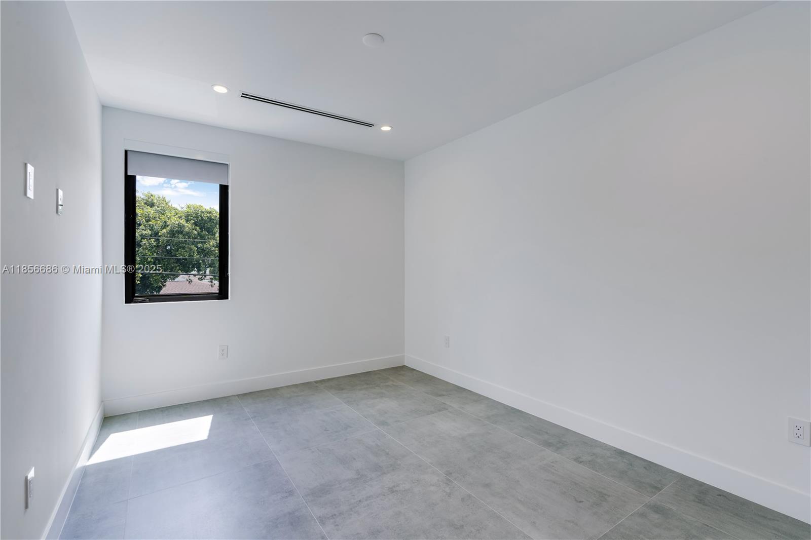 2842 Southwest 32nd Court, Unit 2842 Miami, FL 33133 - Photo 24 of 50 Gallery Image 24