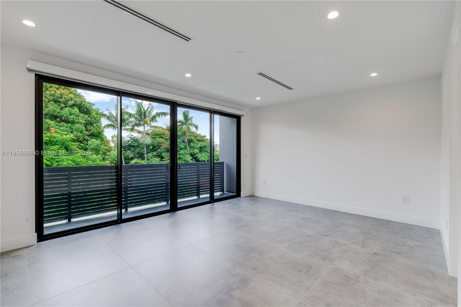 2842 Southwest 32nd Court, Unit 2842 Miami, FL 33133 - Photo 37 of 50 Gallery Image 37