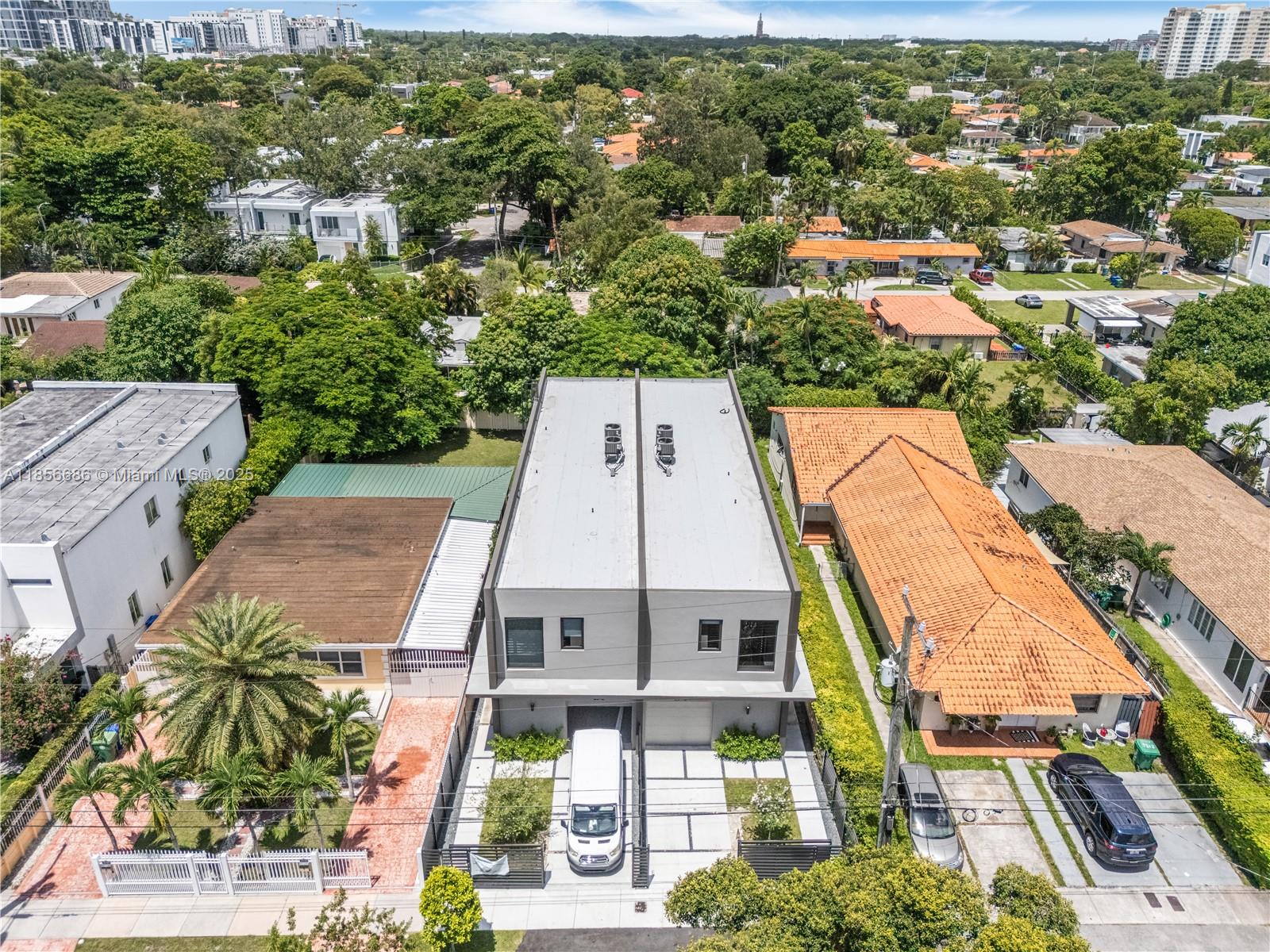 2842 Southwest 32nd Court, Unit 2842 Miami, FL 33133 - Photo 49 of 50 Gallery Image 49