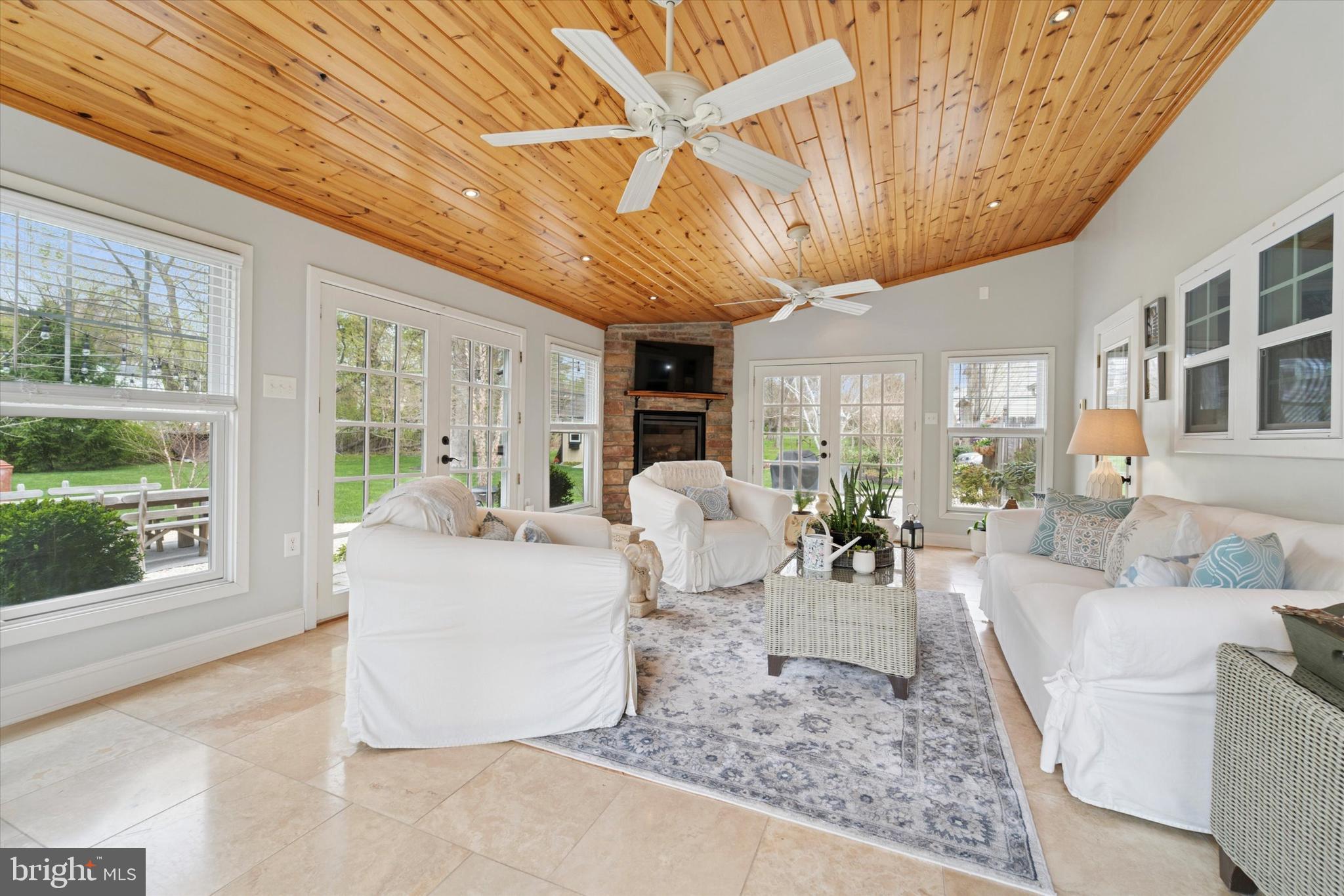 1018 Pinetown Road Fort Washington, PA 19034 - Photo 17 of 45