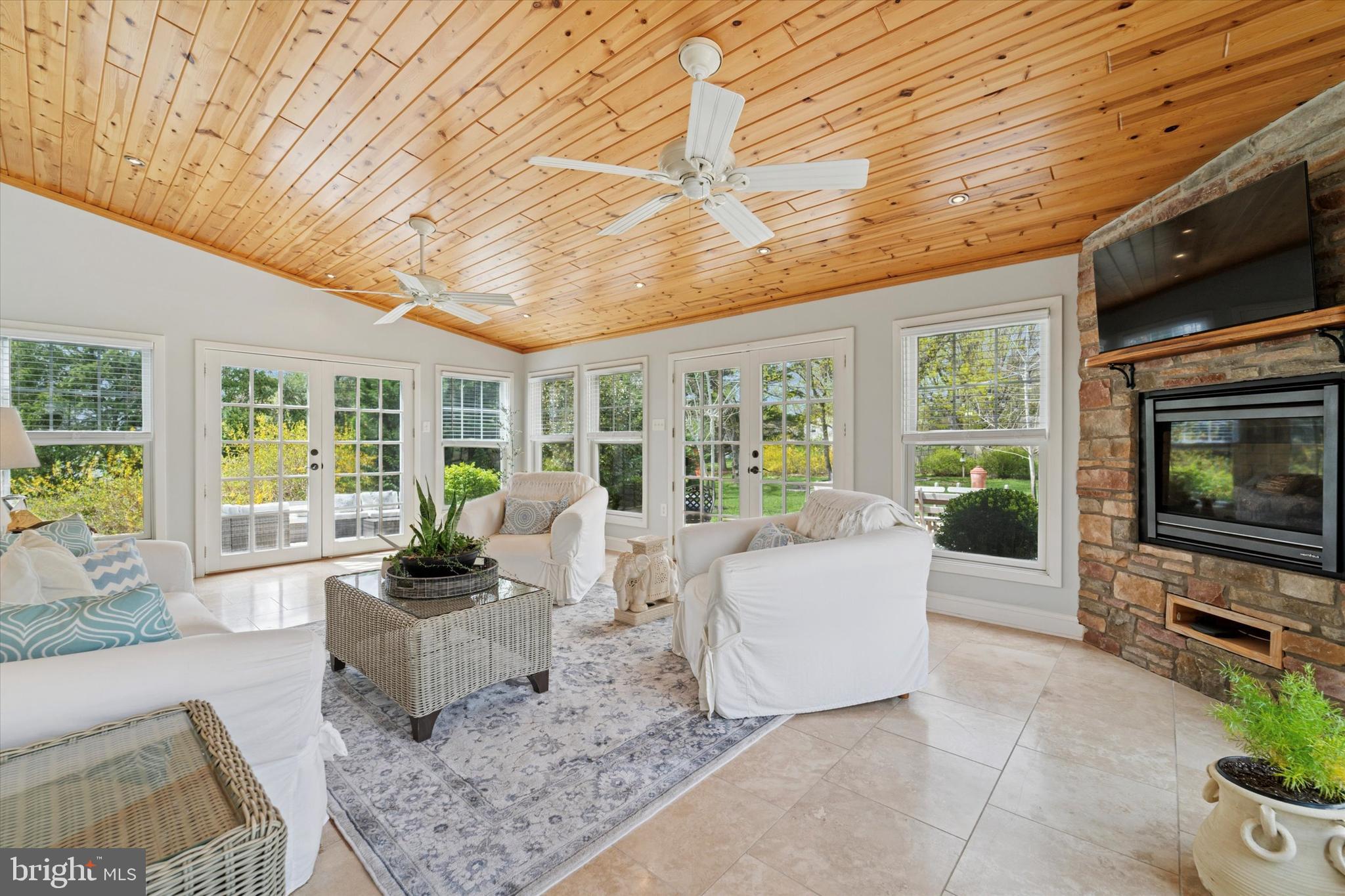 1018 Pinetown Road Fort Washington, PA 19034 - Photo 18 of 45