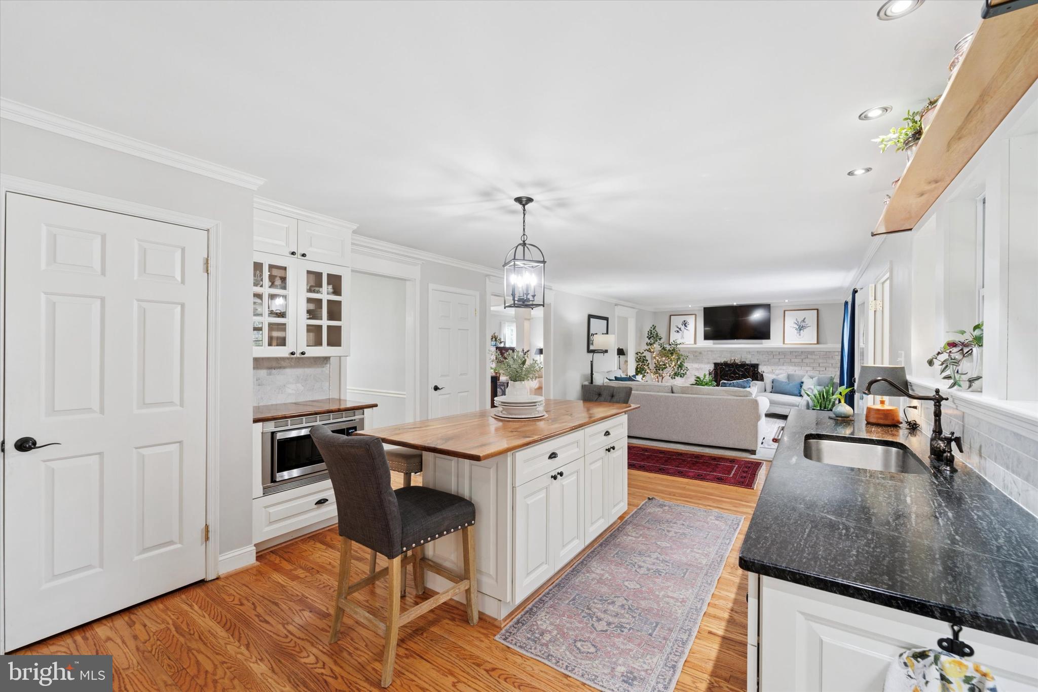 1018 Pinetown Road Fort Washington, PA 19034 - Photo 9 of 45