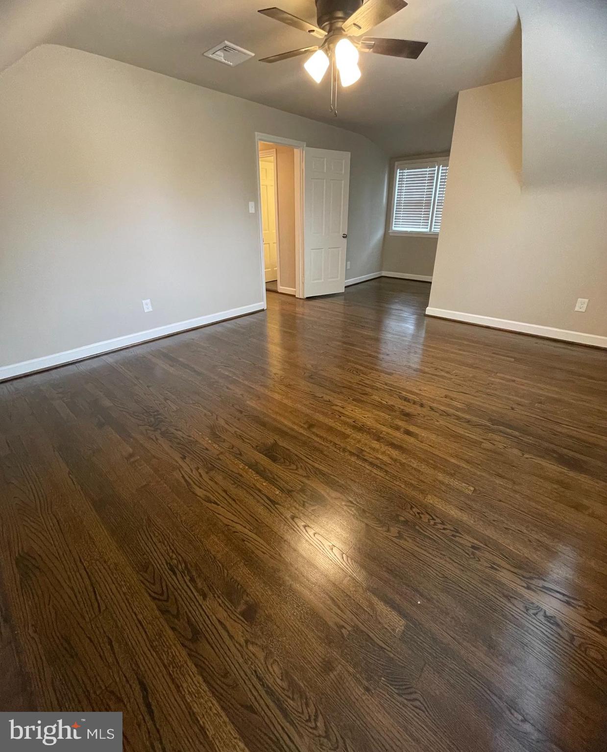 401 Forest View Road Linthicum Heights, MD 21090 - Photo 4 of 70