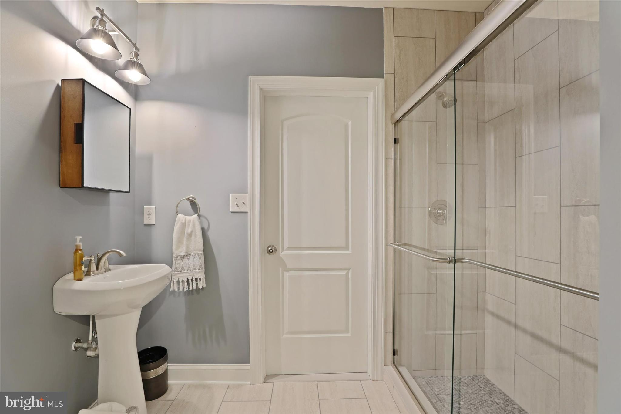 26 Skylar Circle Media, PA 19063 - Photo 27 of 36 Lower Level Full Bathroom