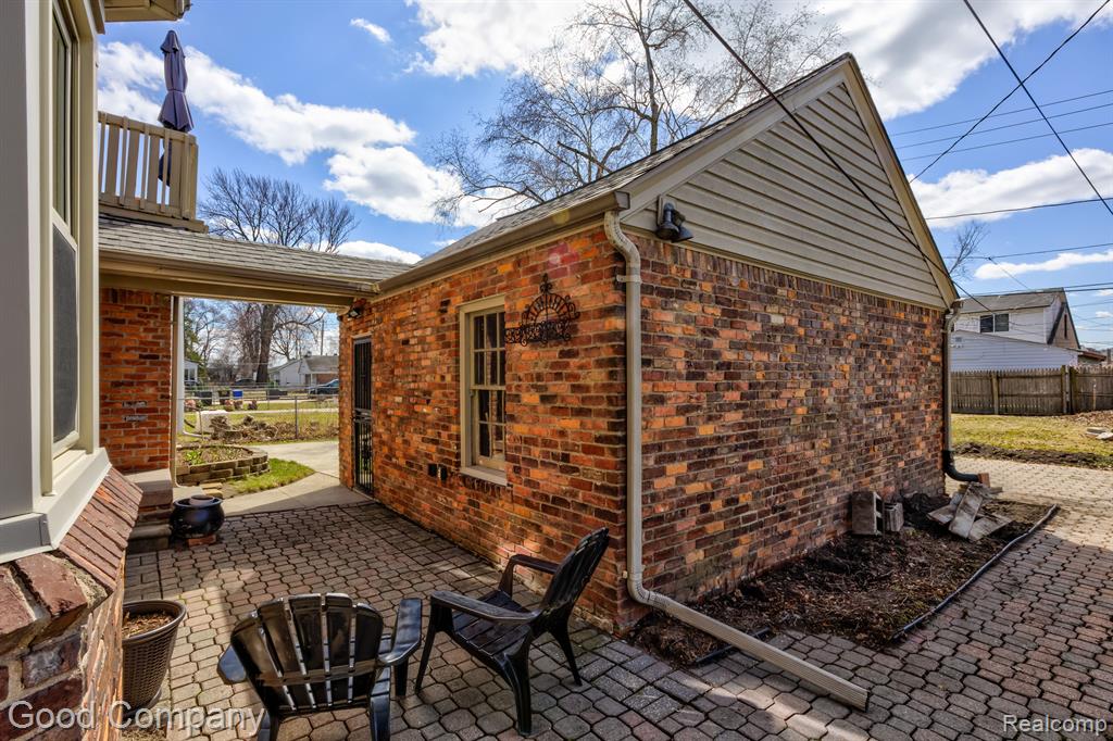 233 Riverside Drive Detroit, MI 48215 - Photo 58 of 59 Gallery Image 58