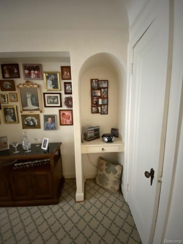 6418 Schaefer Road Dearborn, MI 48126 - Photo 8 of 35 thumbnail (8).jpg