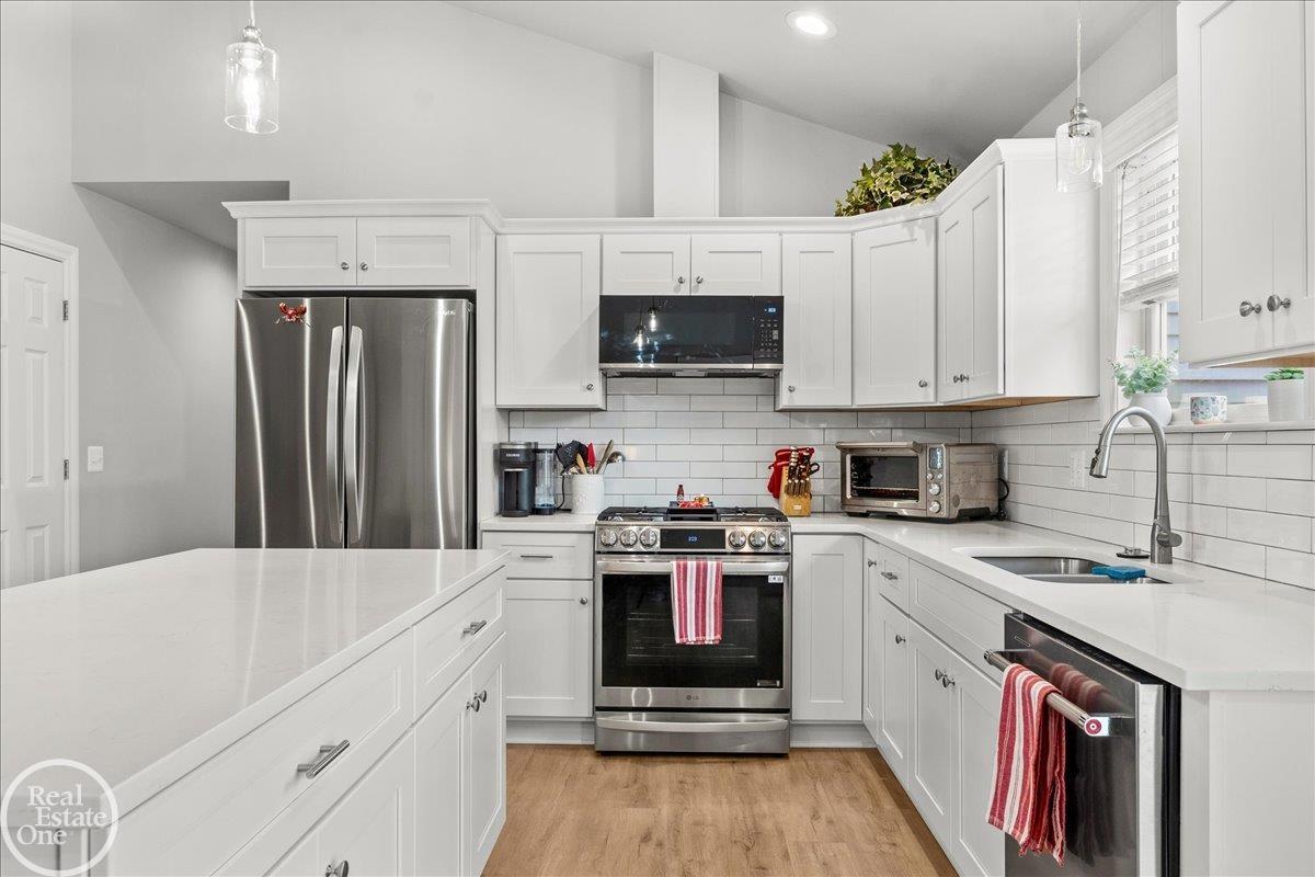 1827 Riley Road St. Clair, MI 48079 - Photo 7 of 28