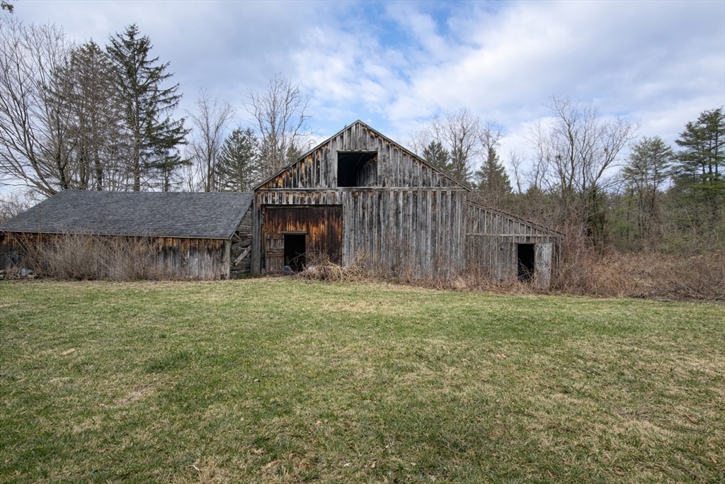 108 Colrain Shelburne Road Shelburne, MA 01370 - Photo 7 of 35
