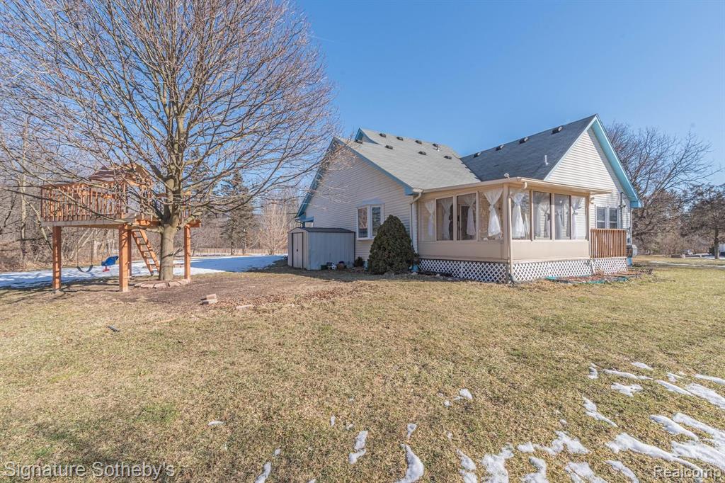 35917 West 14 Mile Road Farmington Hills, MI 48331 - Photo 3 of 57