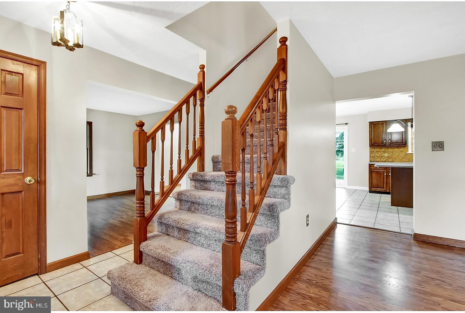 47 Timber Lane Hanover, PA 17331 - Photo 4 of 35 Gallery Image 4