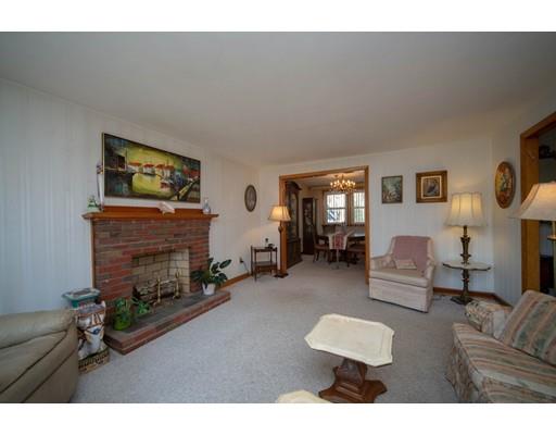 72 Taxiera Road Stoughton, MA 02072 - Photo 4 of 29
