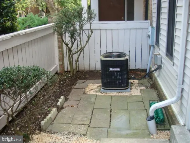 $1,650 | 9845 Brassie Way, Montgomery Village, MD 20886