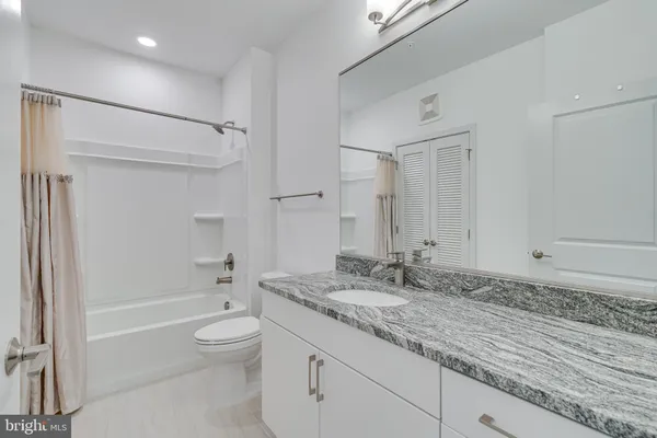 $3,000 | 10755 Fairgrounds Drive, Unit 326, Fairfax, VA 22030
