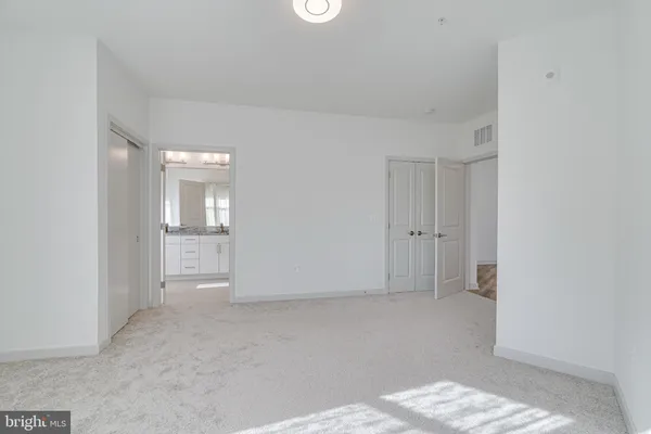 $3,000 | 10755 Fairgrounds Drive, Unit 326, Fairfax, VA 22030