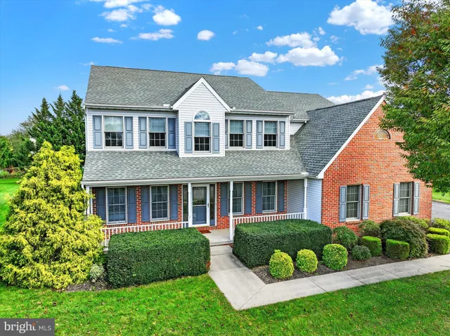 $525,000 | 2653 Ferncreek Lane, York, PA 17404