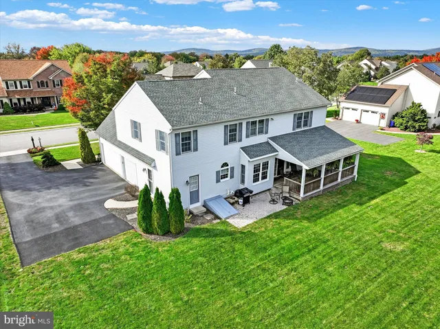 $525,000 | 2653 Ferncreek Lane, York, PA 17404