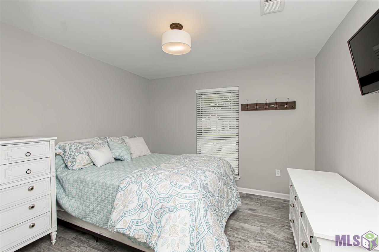 15135 Point Chenier Avenue Baton Rouge, LA 70817 - Photo 15 of 20 Gallery Image 15