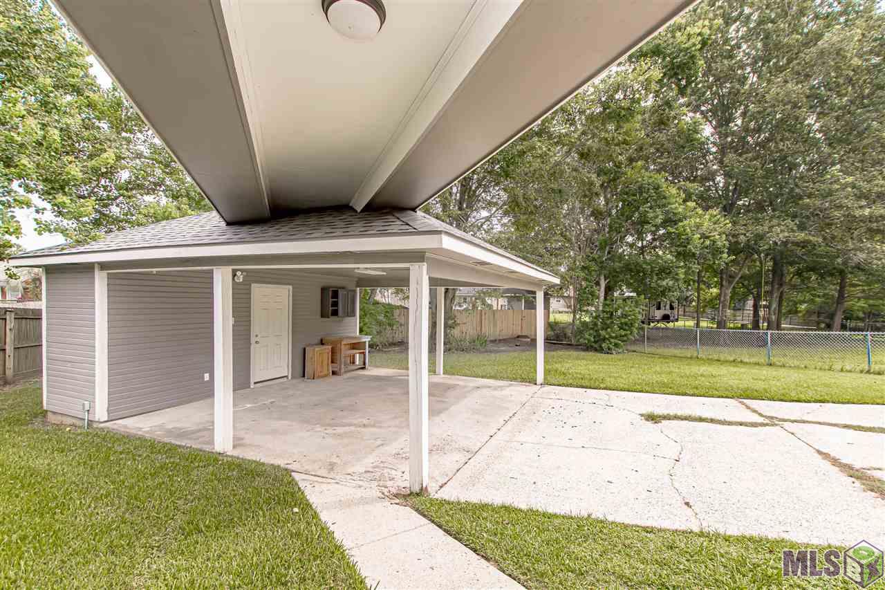15135 Point Chenier Avenue Baton Rouge, LA 70817 - Photo 17 of 20 Gallery Image 17