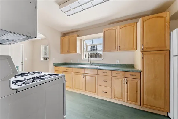 $599,000 | 227 Donner Avenue, Roseville, CA 95678