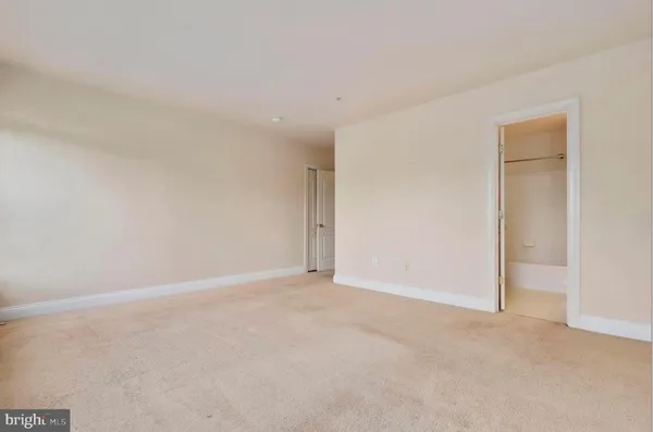 $459,900 | 680 Orchard Ridge Drive, Unit 100, Gaithersburg, MD 20878