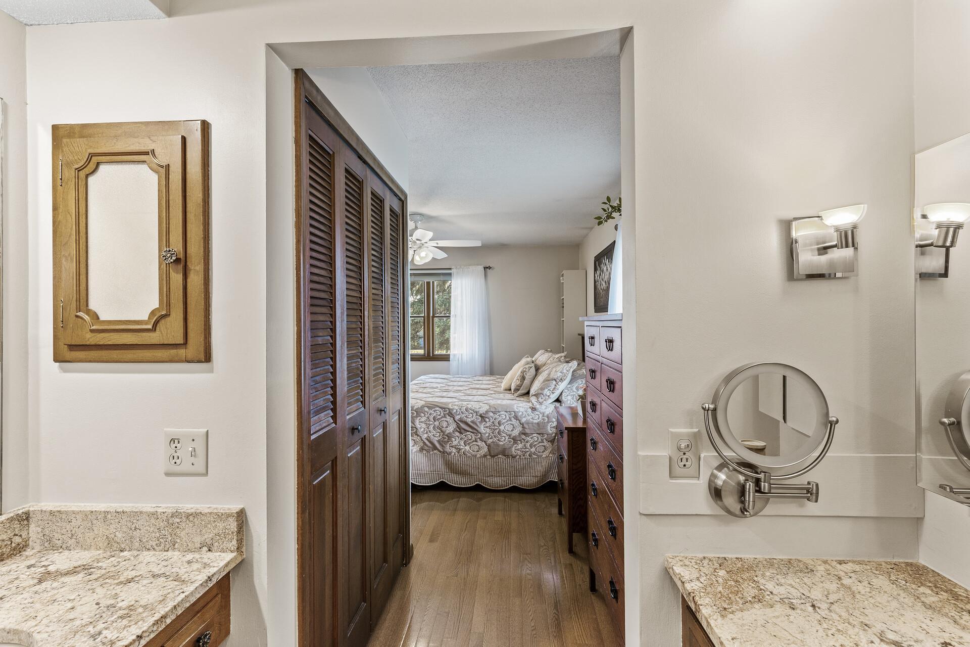 9932 Oxborough Road Bloomington, MN 55437 - Photo 25 of 50 Gallery Image 25