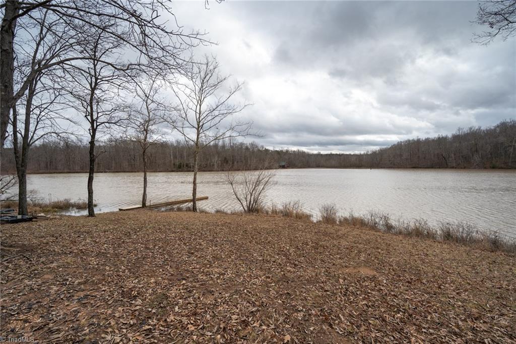 740 Oscar Road Reidsville, NC 27320 - Photo 3 of 29 Gallery Image 3