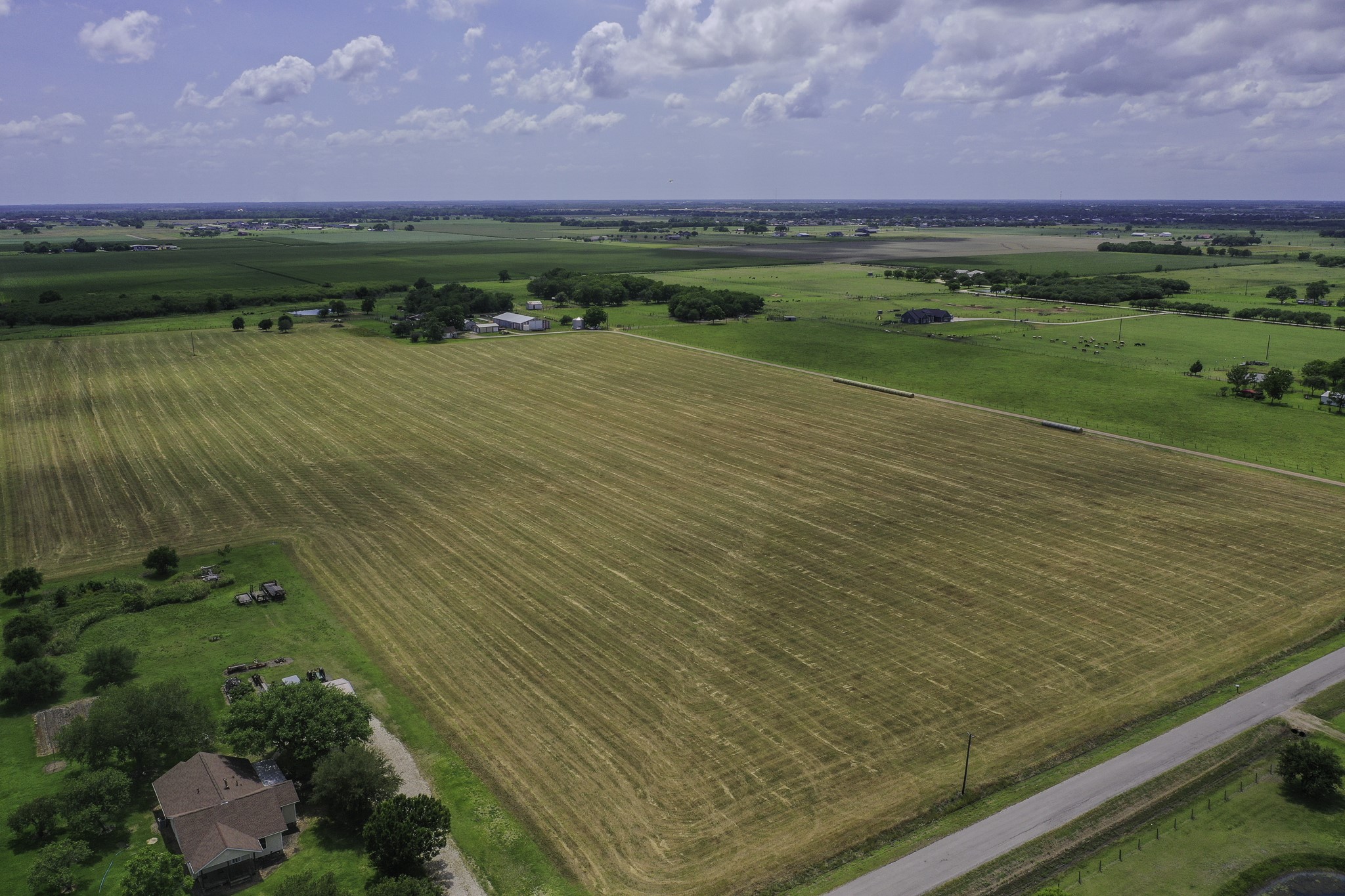 11810 Zamanek Road Needville, TX 77461 - Photo 5 of 30 a view of a garden with an ocean